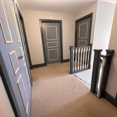 Luxury Durham Home In Dh1, Free Parking, No Fees ภายนอก รูปภาพ