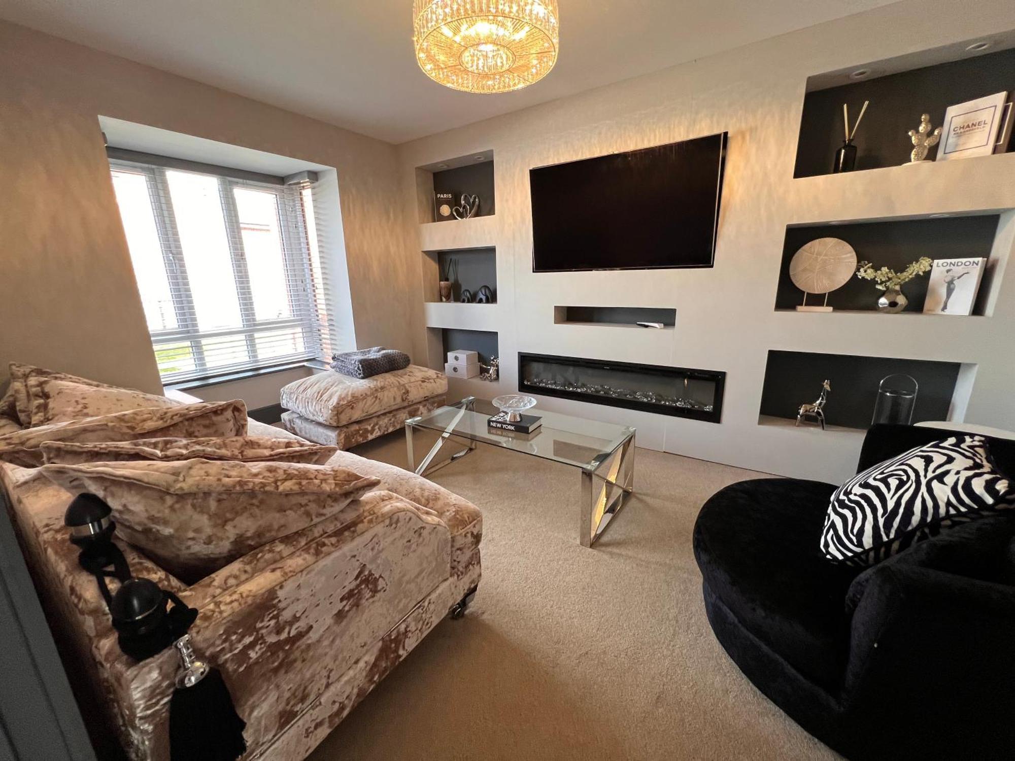 Luxury Durham Home In Dh1, Free Parking, No Fees ภายนอก รูปภาพ